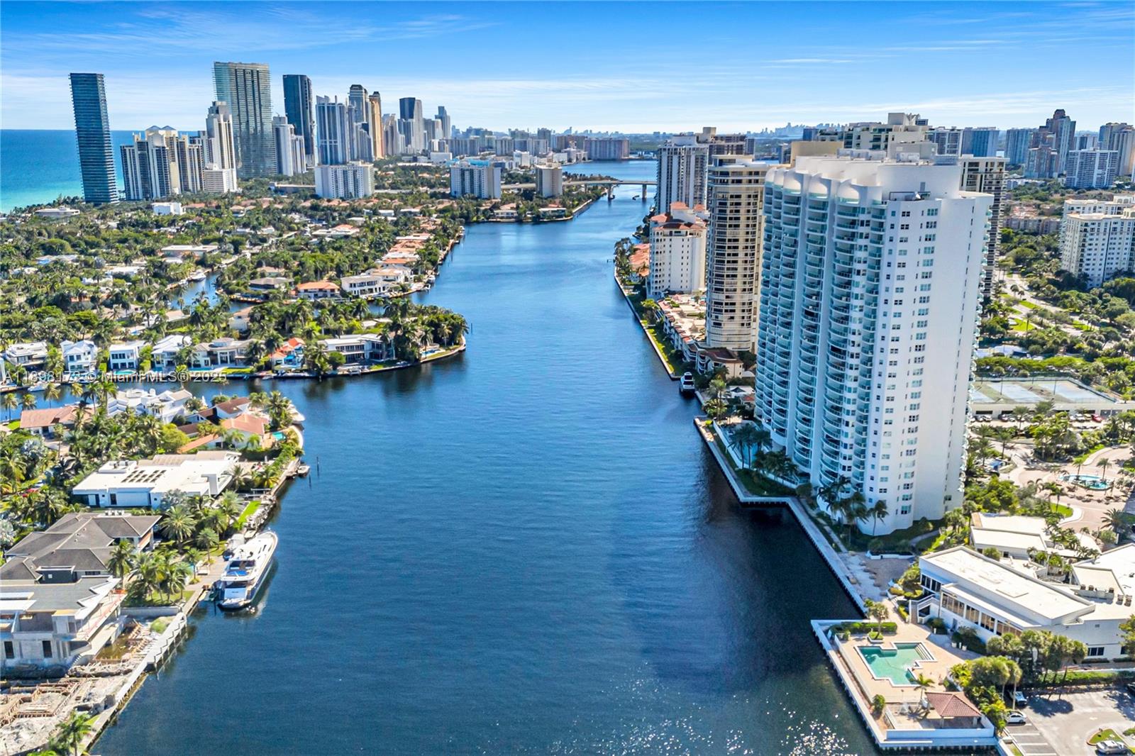 Photo of 20201 Country Club Dr  #1907, Aventura, Florida, 33180 -