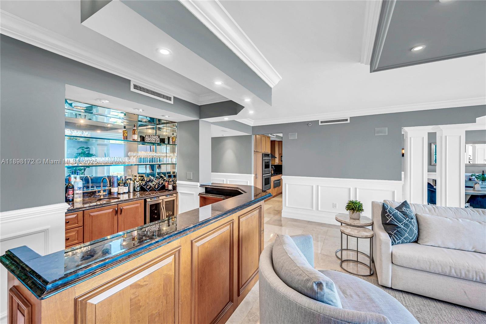 Photo of 20201 Country Club Dr  #1907, Aventura, Florida, 33180 -