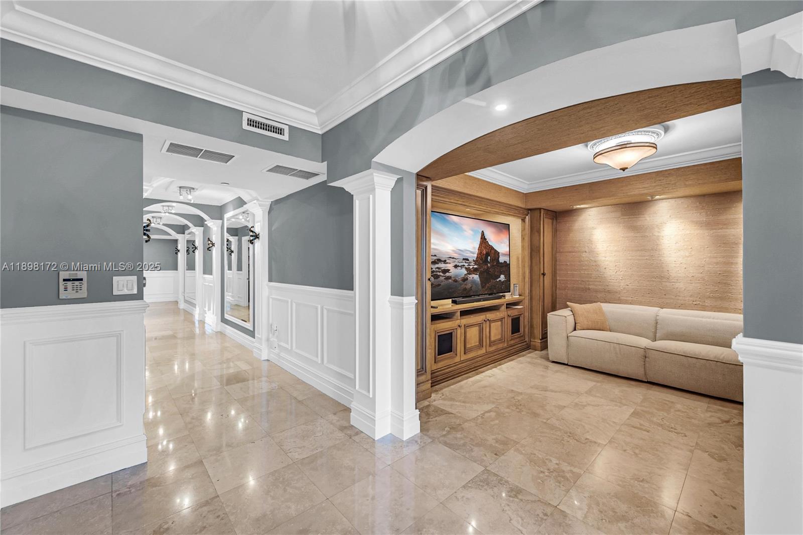 Photo of 20201 Country Club Dr  #1907, Aventura, Florida, 33180 -