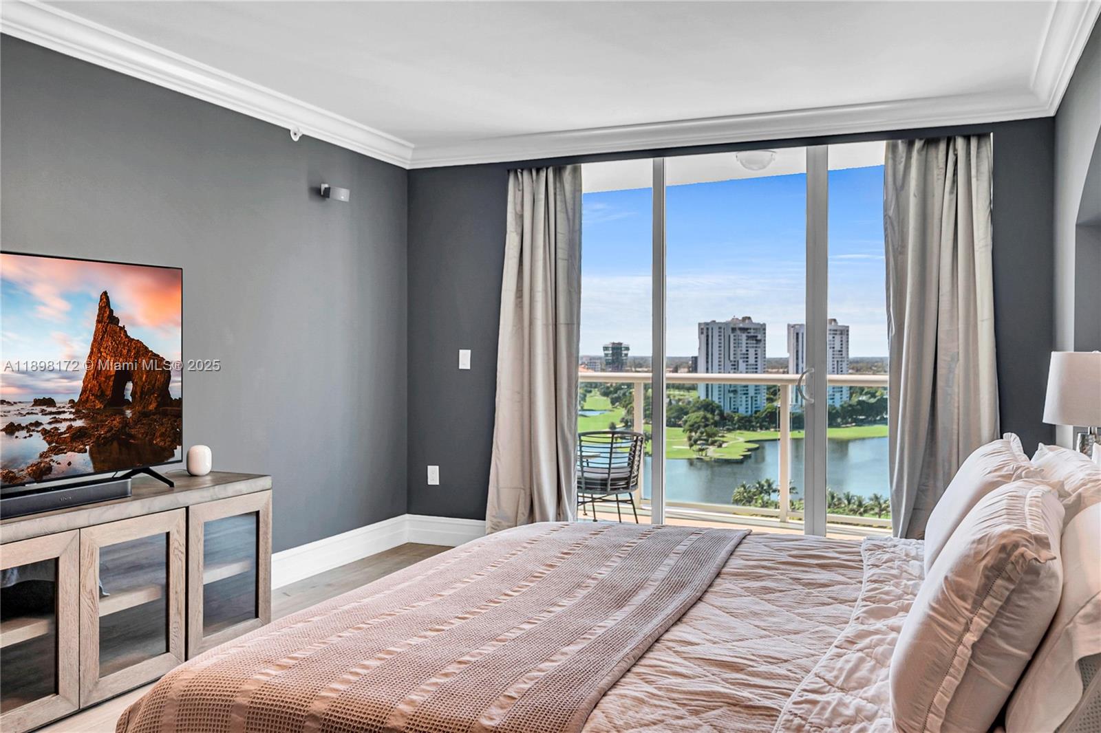 Photo of 20201 Country Club Dr  #1907, Aventura, Florida, 33180 -