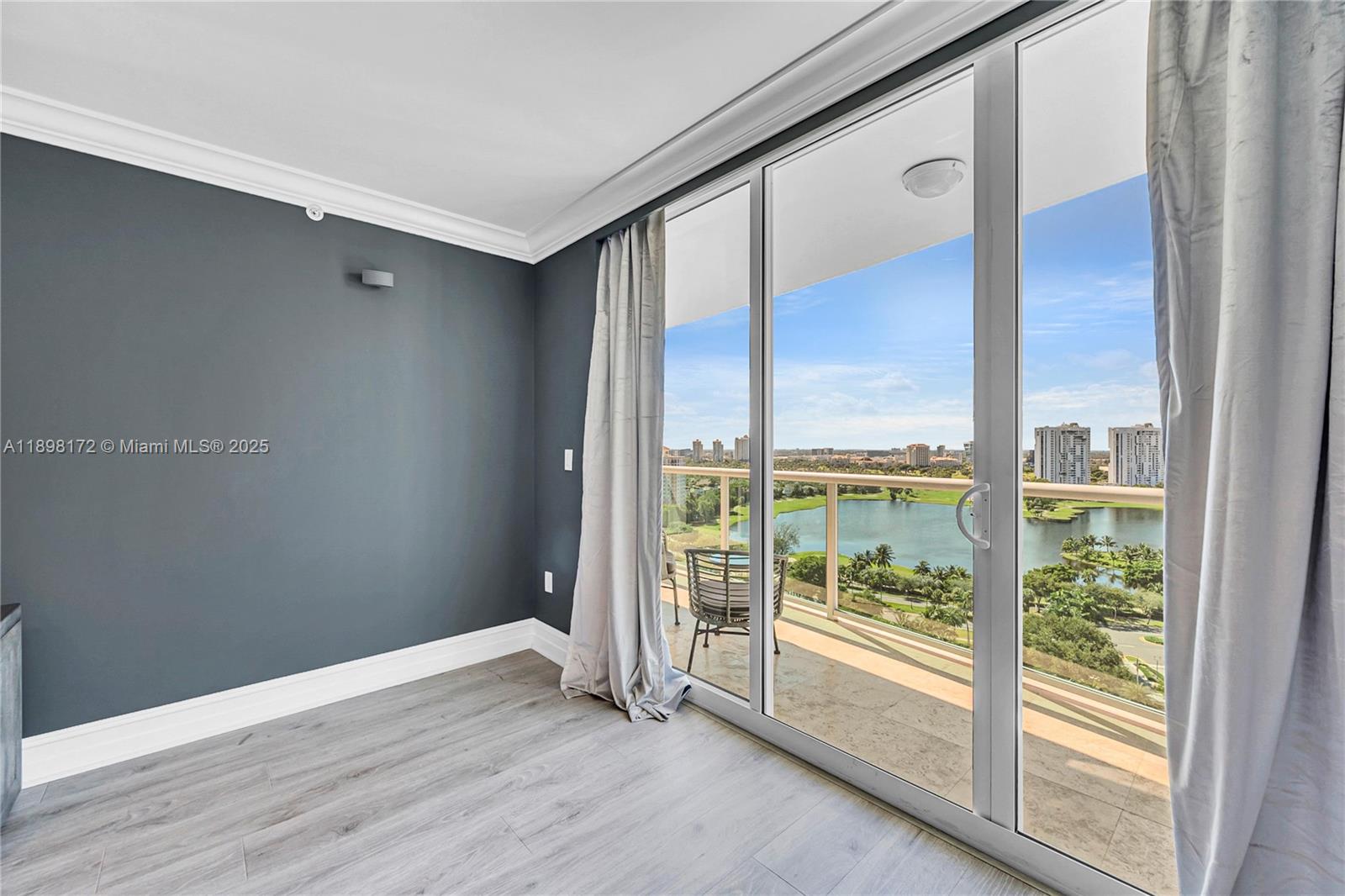 Photo of 20201 Country Club Dr  #1907, Aventura, Florida, 33180 -