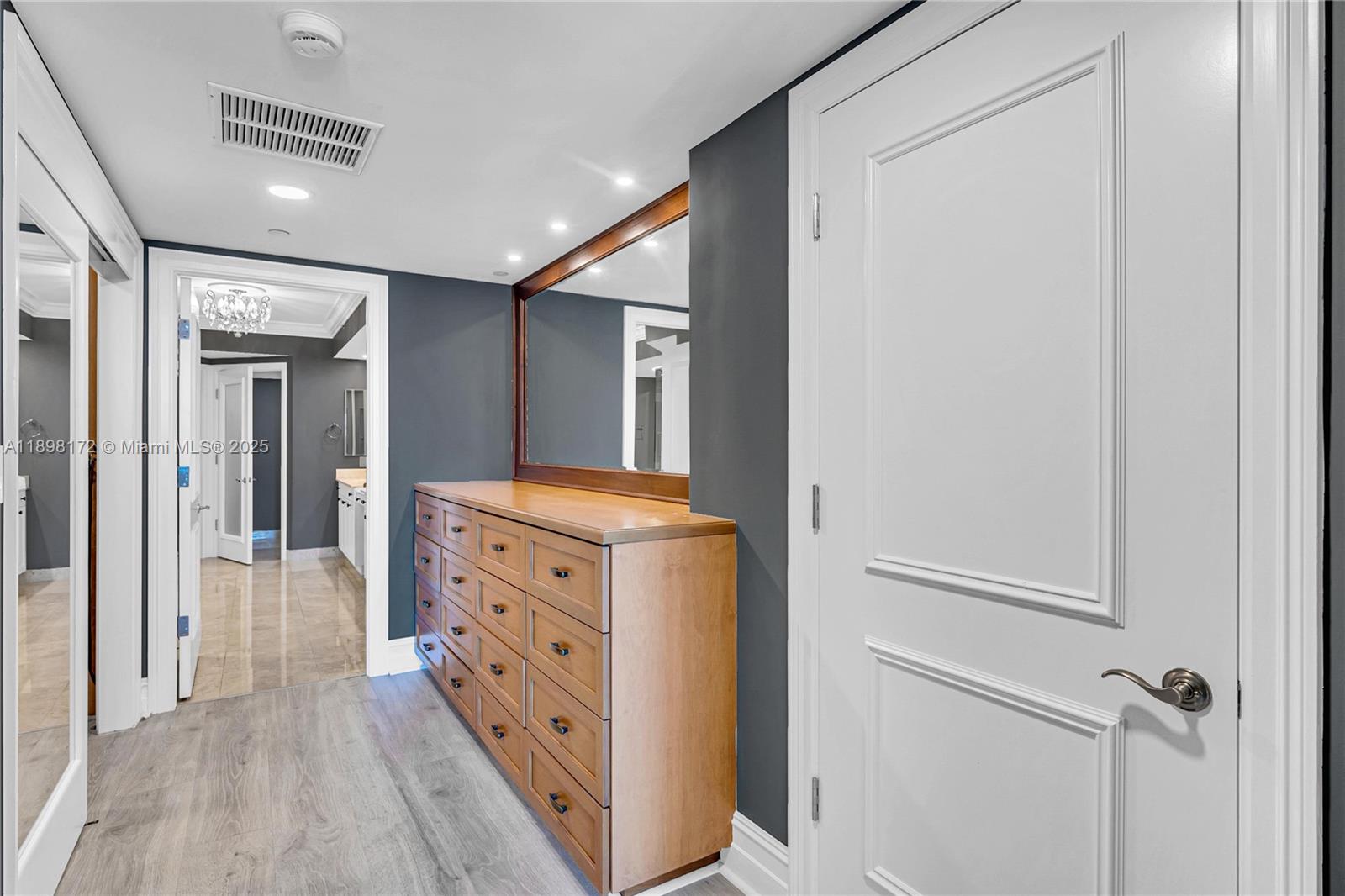 Photo of 20201 Country Club Dr  #1907, Aventura, Florida, 33180 -