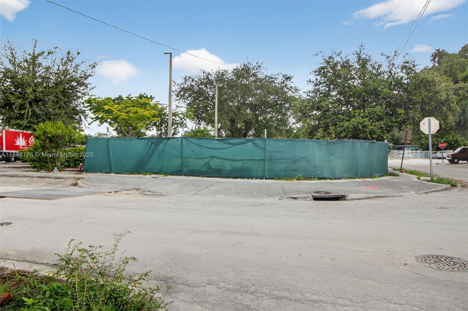 See details / sq. ft. $ 2025-10-17 0 Photo