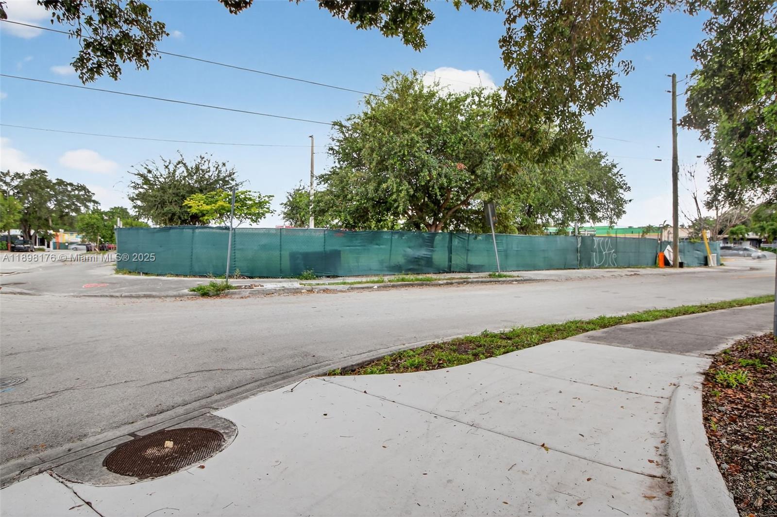 See details / sq. ft. $ 2025-10-17 0 Photo