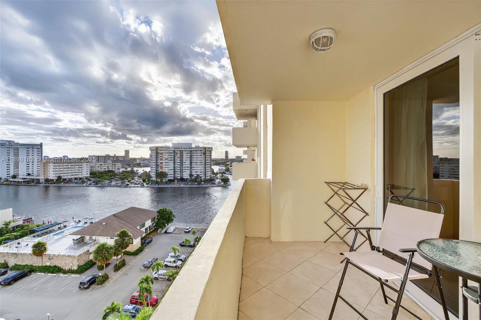 Photo of 1833 Ocean Dr #1004, Hallandale Beach, Florida, 33009 -