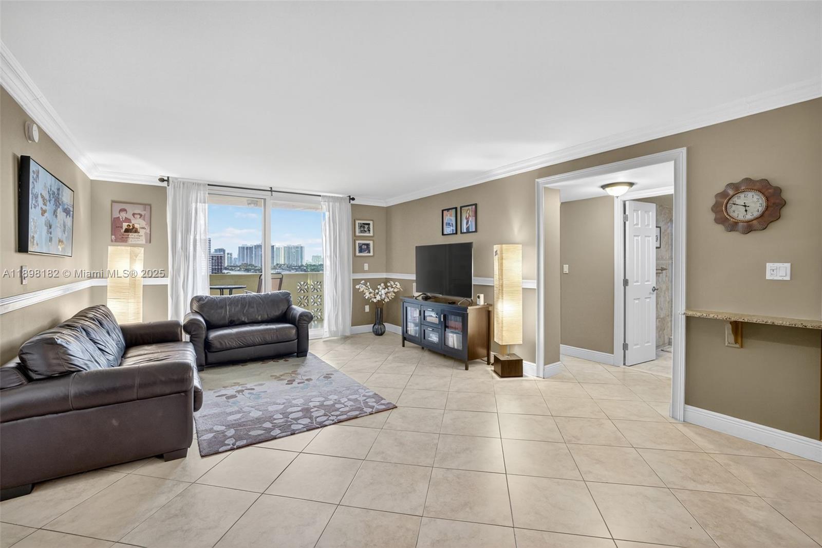 Photo of 1833 Ocean Dr  #1004, Hallandale Beach, Florida, 33009 - 