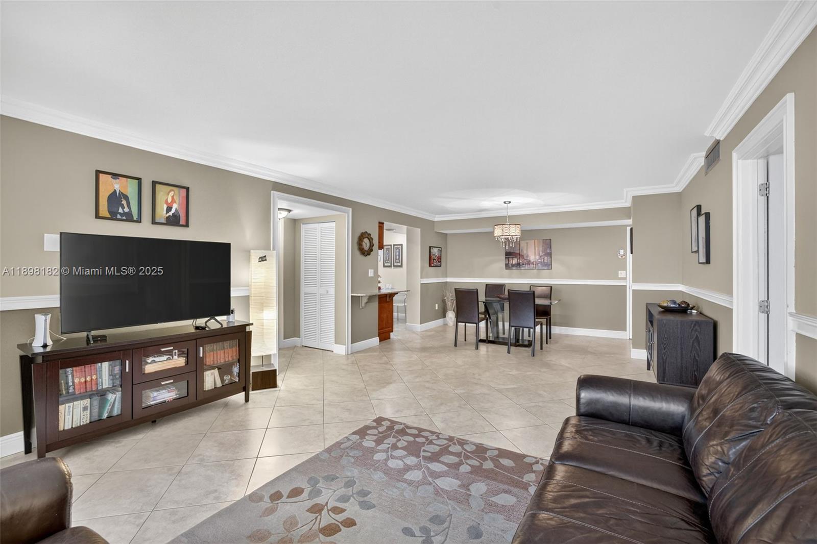 Photo of 1833 Ocean Dr  #1004, Hallandale Beach, Florida, 33009 - 