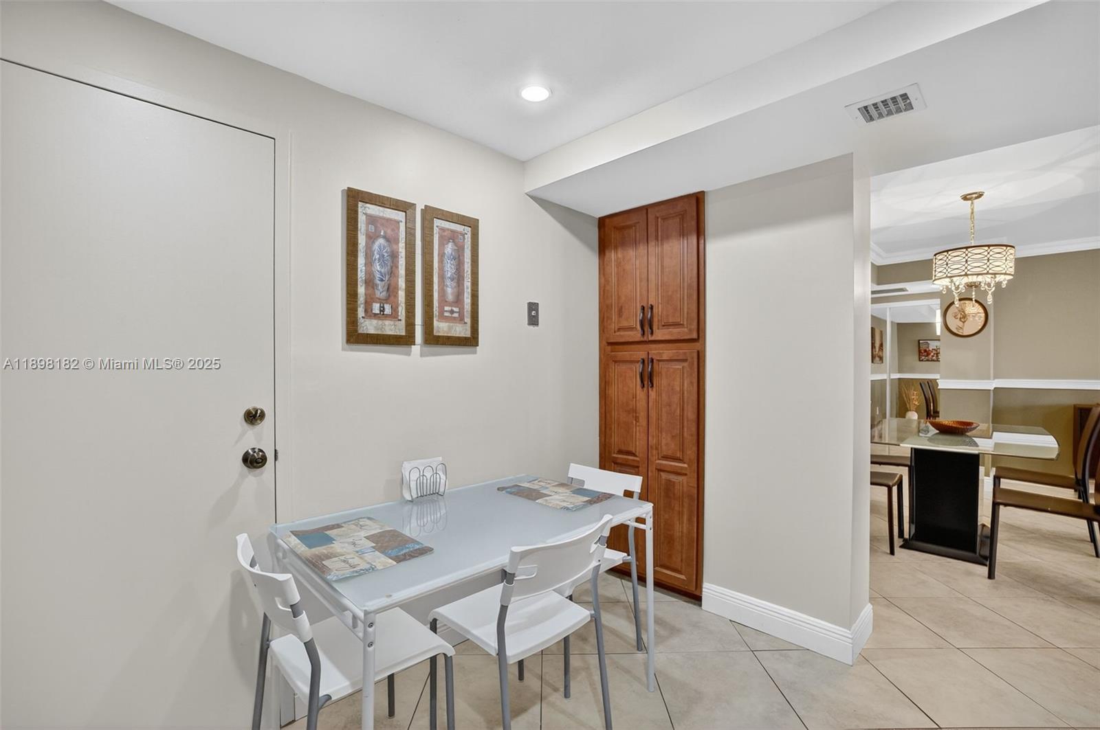 Photo of 1833 Ocean Dr  #1004, Hallandale Beach, Florida, 33009 - 