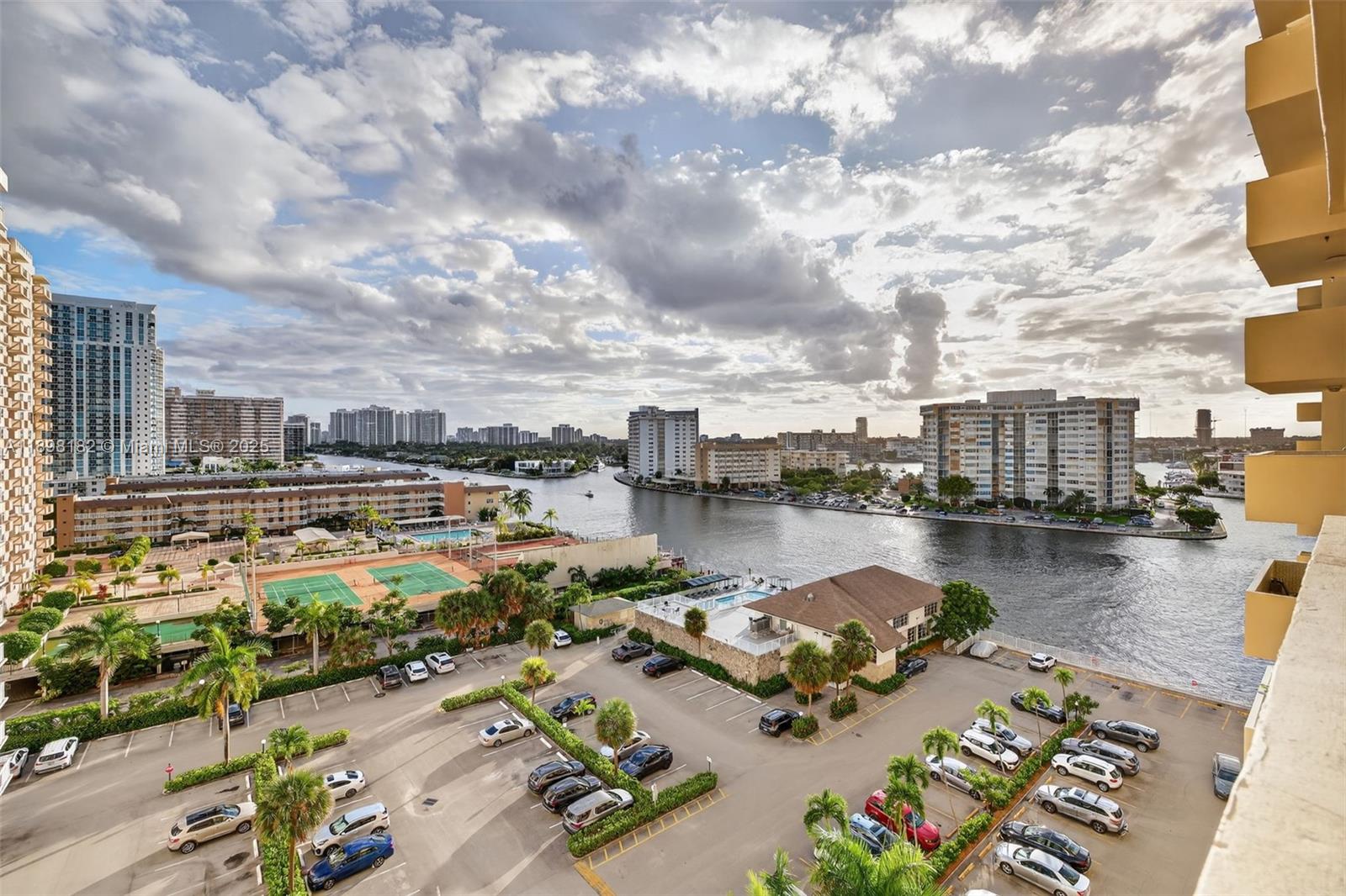 Photo of 1833 Ocean Dr  #1004, Hallandale Beach, Florida, 33009 - 