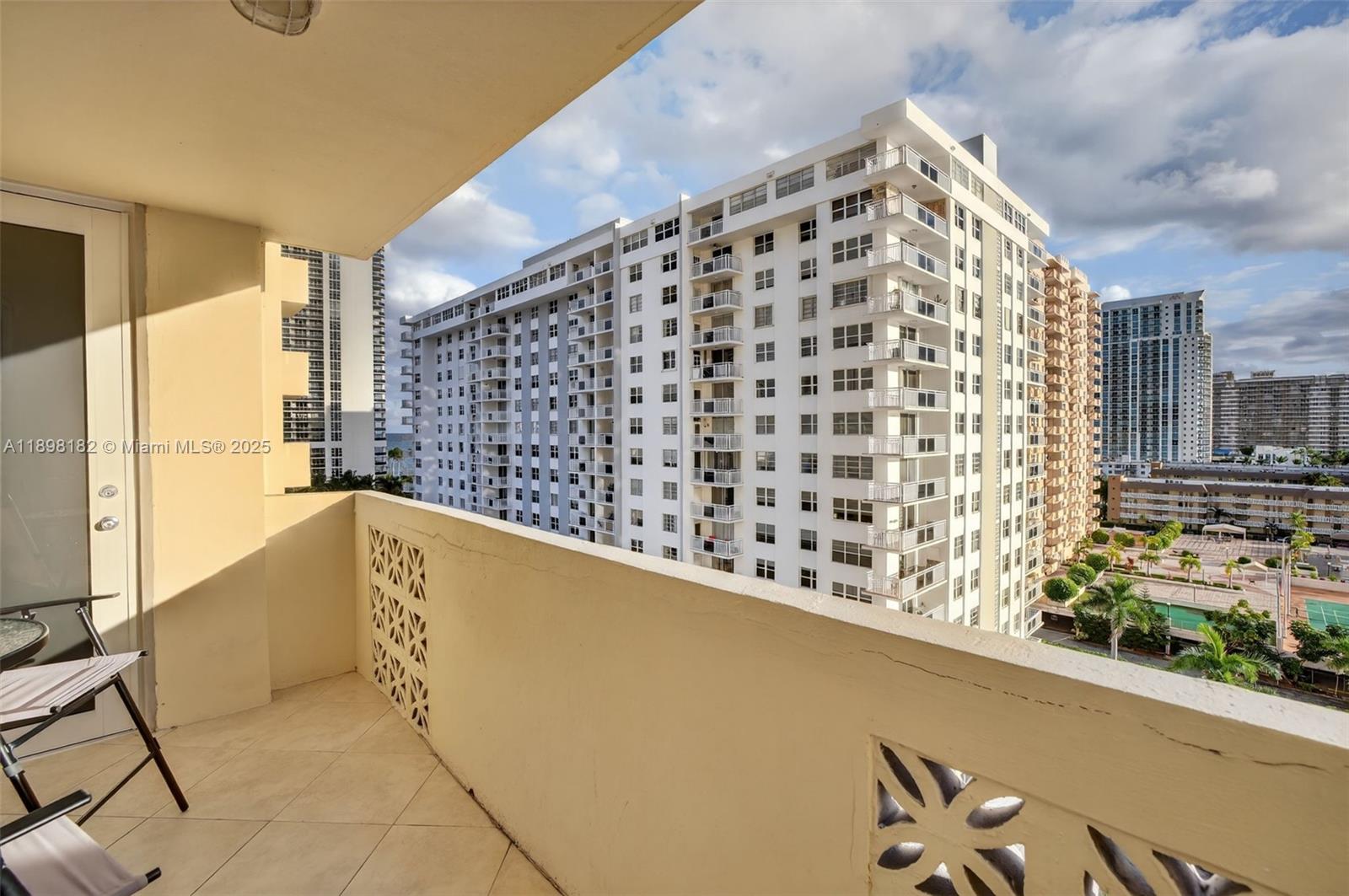 Photo of 1833 Ocean Dr  #1004, Hallandale Beach, Florida, 33009 - 