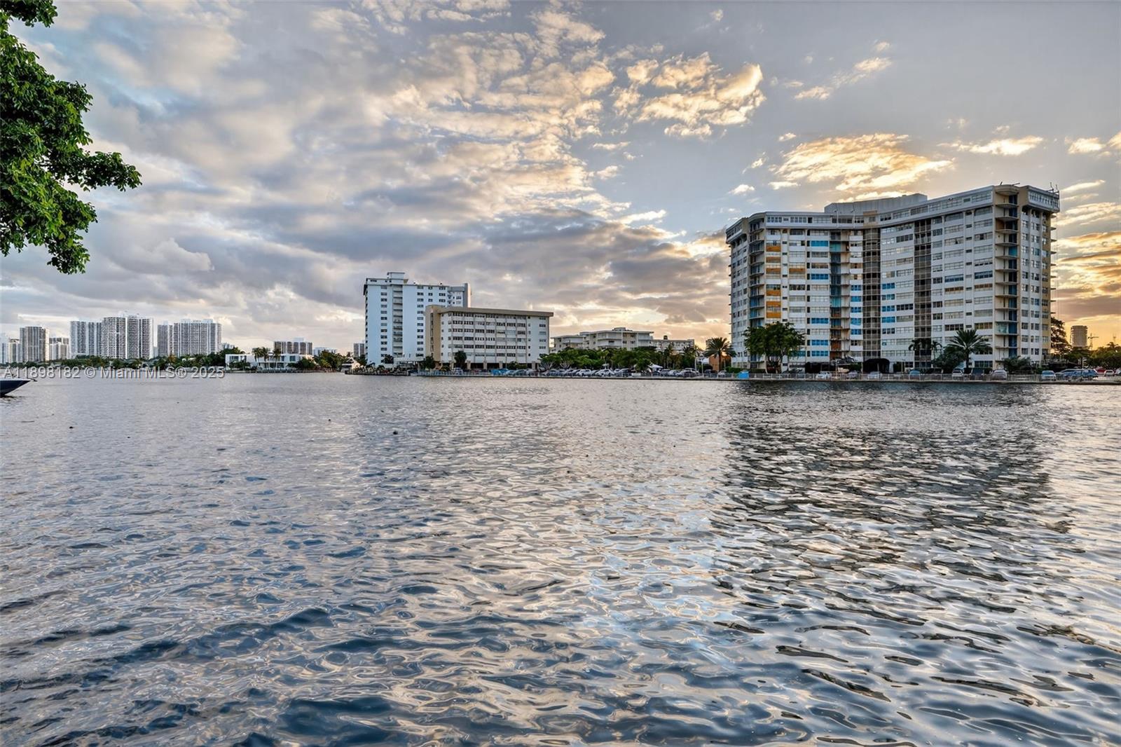 Photo of 1833 Ocean Dr  #1004, Hallandale Beach, Florida, 33009 - 