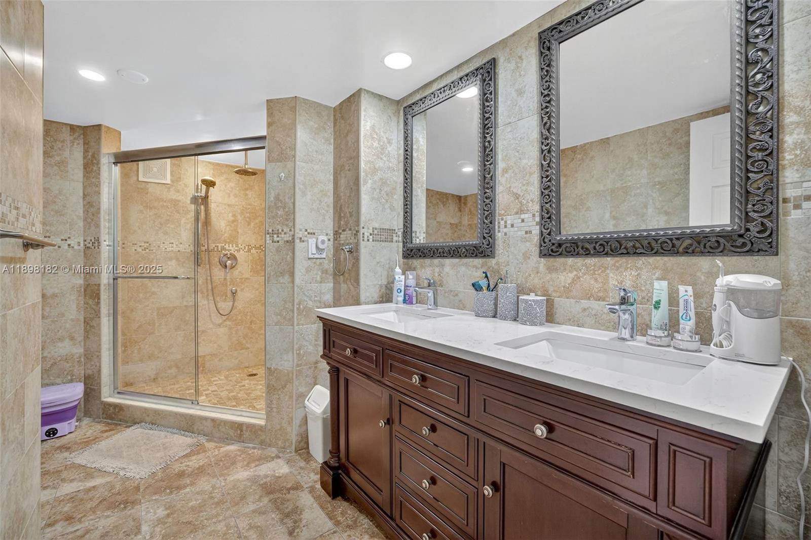 Photo of 1833 Ocean Dr #1004, Hallandale Beach, Florida, 33009 -