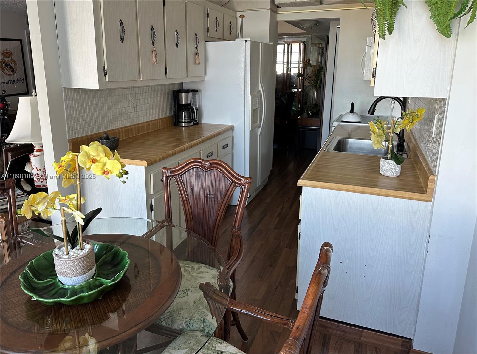 2020 2 / 2 1488 sq. ft. $ 2025-10-23 0 Photo