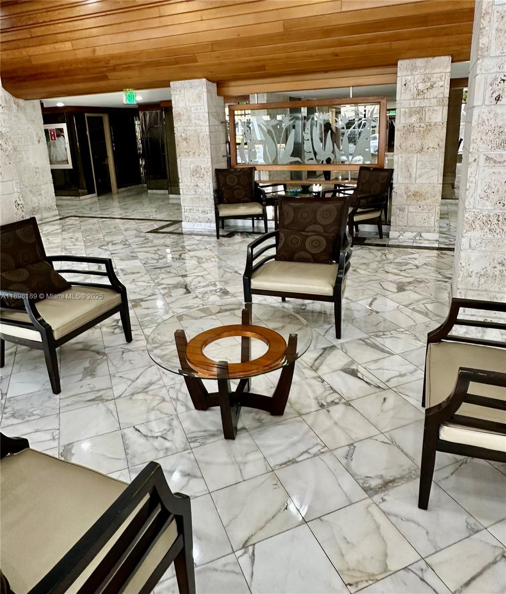 2020 2 / 2 1488 sq. ft. $ 2025-10-23 0 Photo