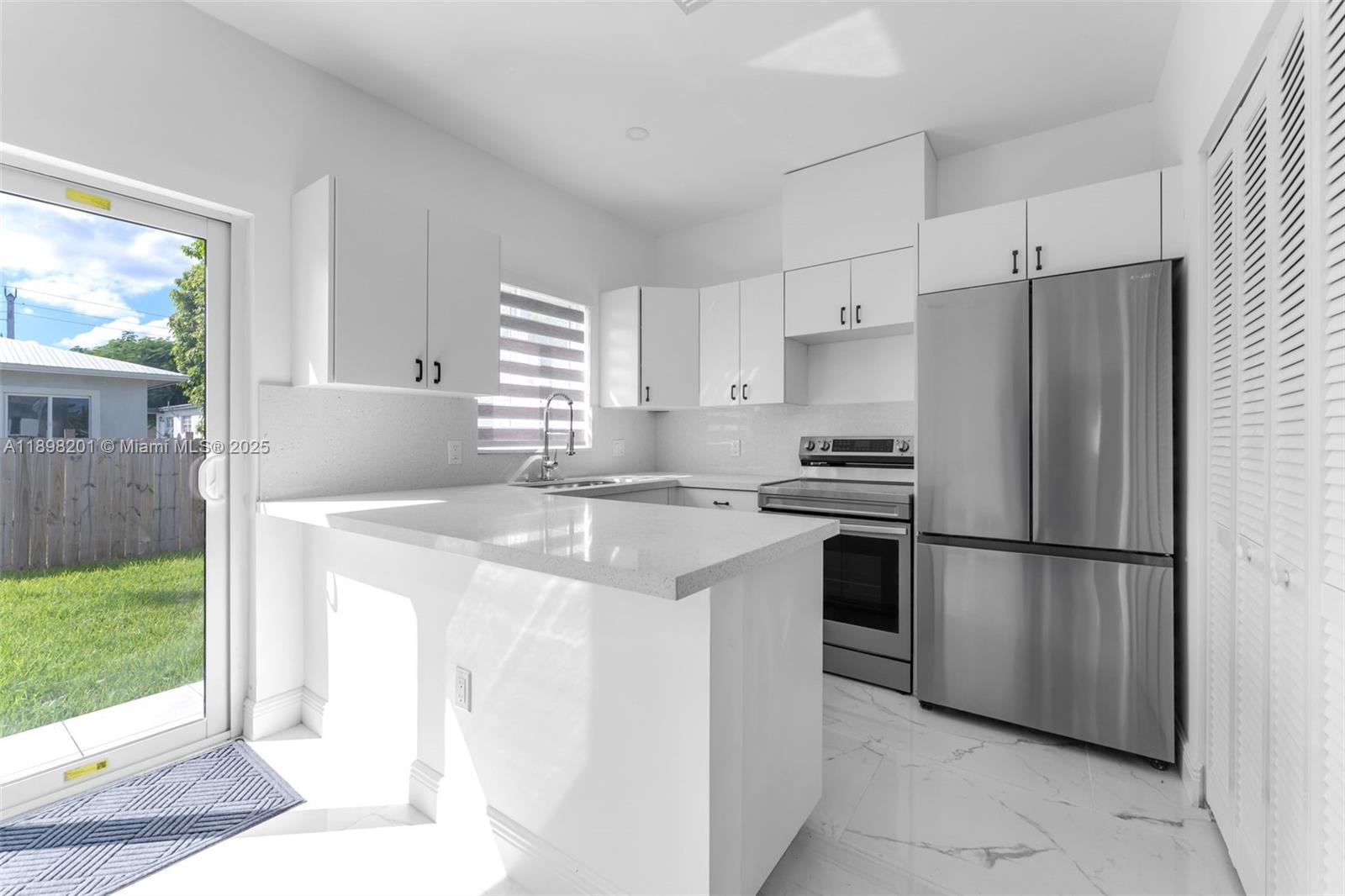   /  1057 sq. ft. $ 2025-10-17 0 Photo