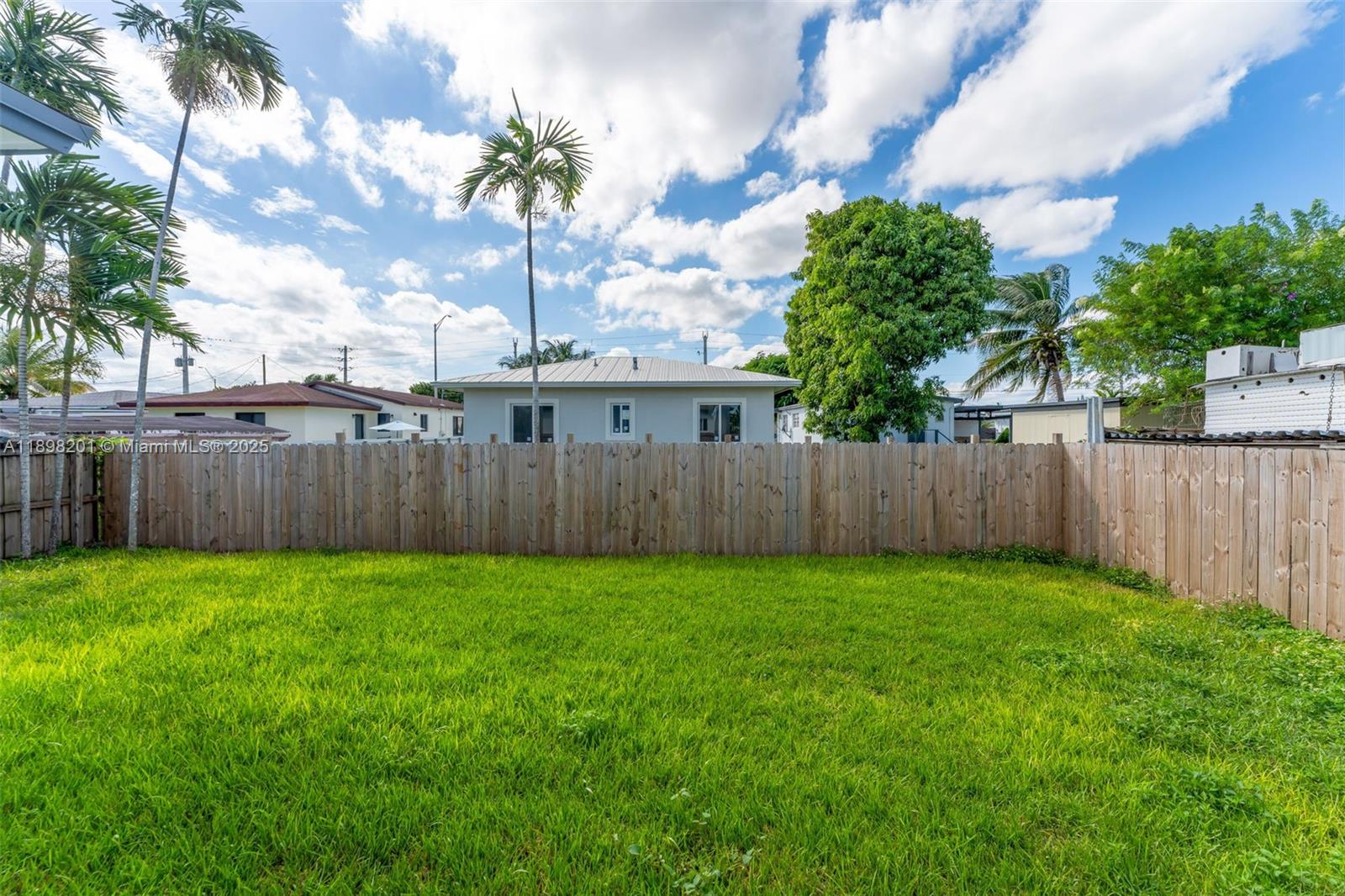   /  1057 sq. ft. $ 2025-10-17 0 Photo