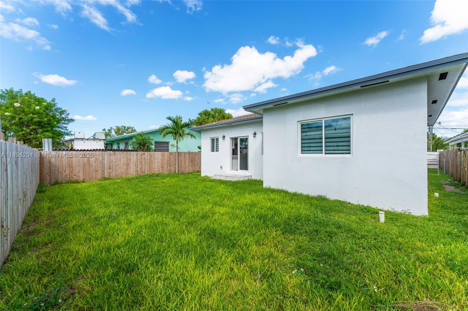   /  1057 sq. ft. $ 2025-10-17 0 Photo