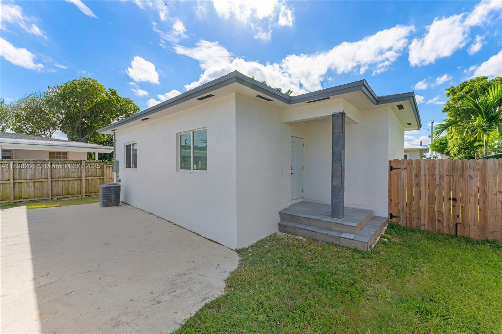   /  1057 sq. ft. $ 2025-10-17 0 Photo