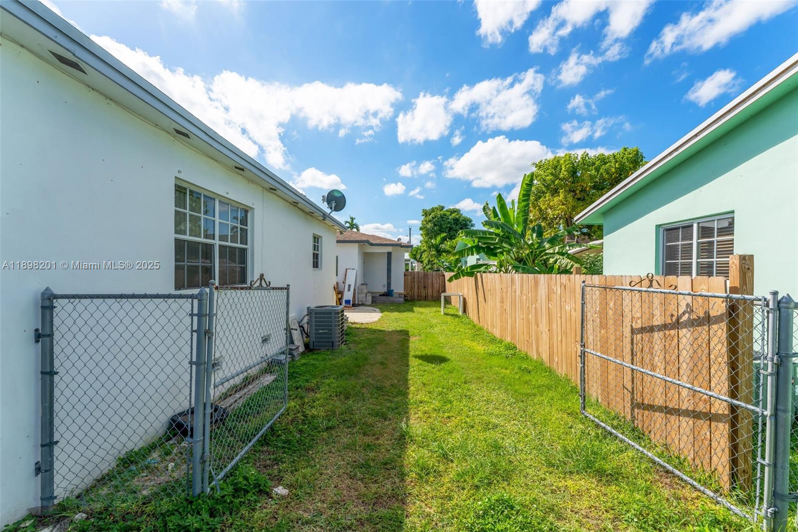  /  1057 sq. ft. $ 2025-10-17 0 Photo