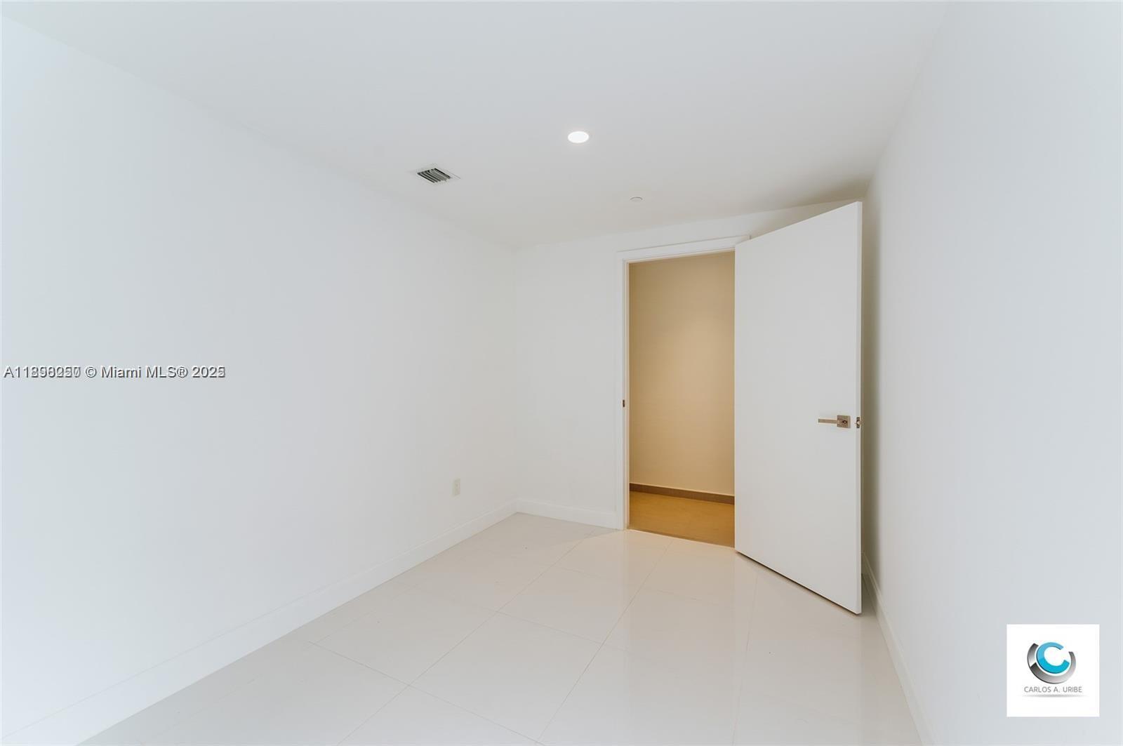 Photo of 1080 Brickell Ave  #1506, Miami, Florida, 33131 -