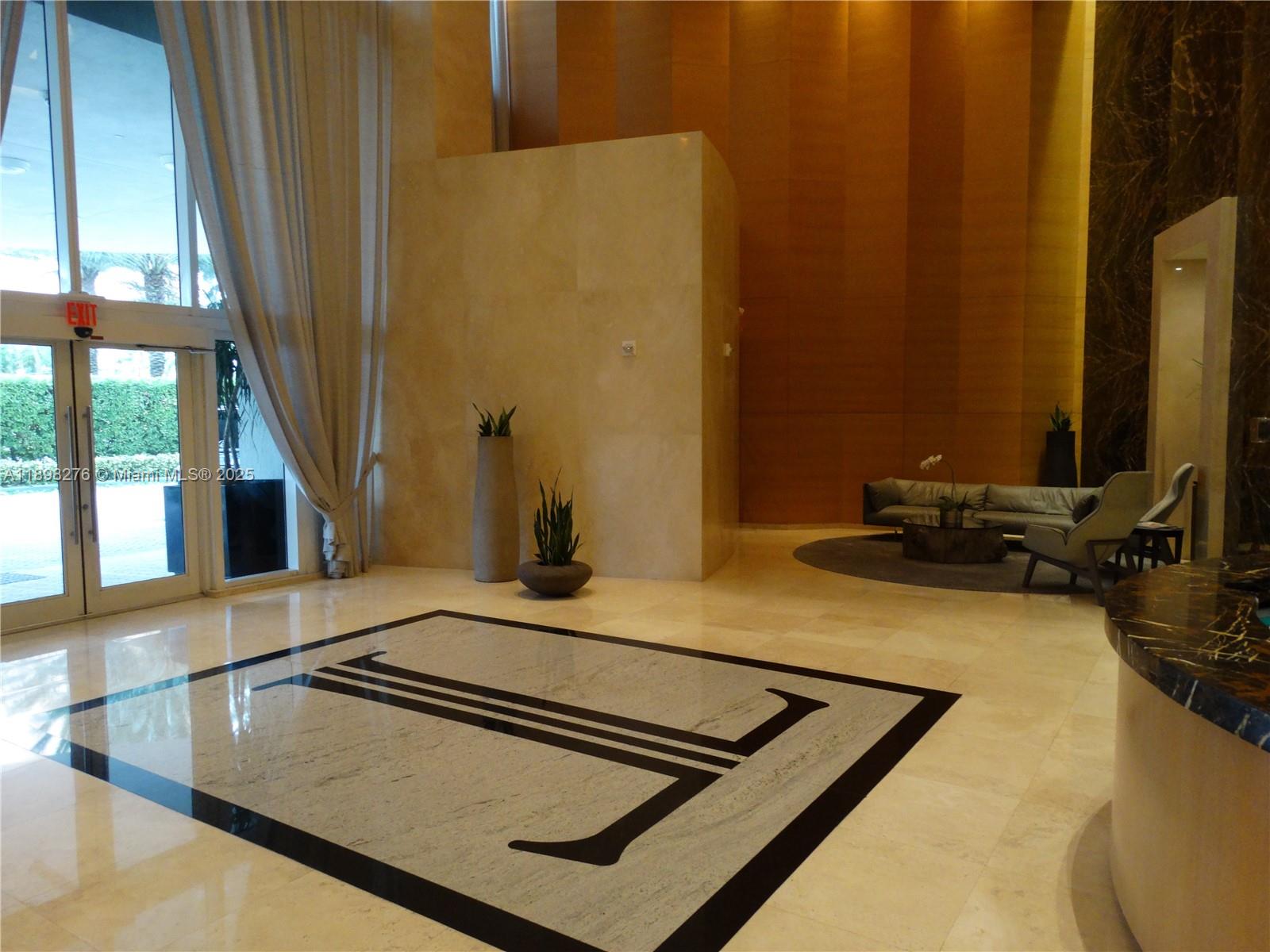 See details 3907 3 / 3 2106 sq. ft. $ 2025-10-17 0 Photo