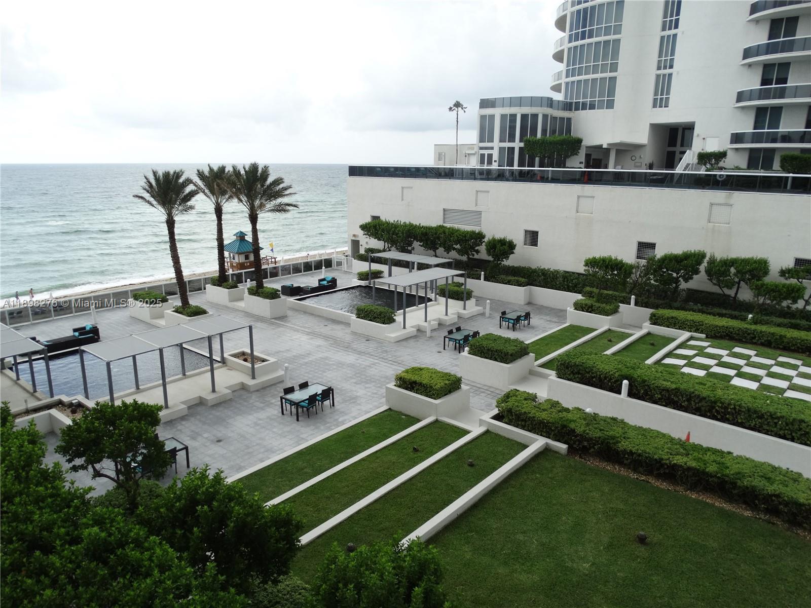 See details 3907 3 / 3 2106 sq. ft. $ 2025-10-17 0 Photo