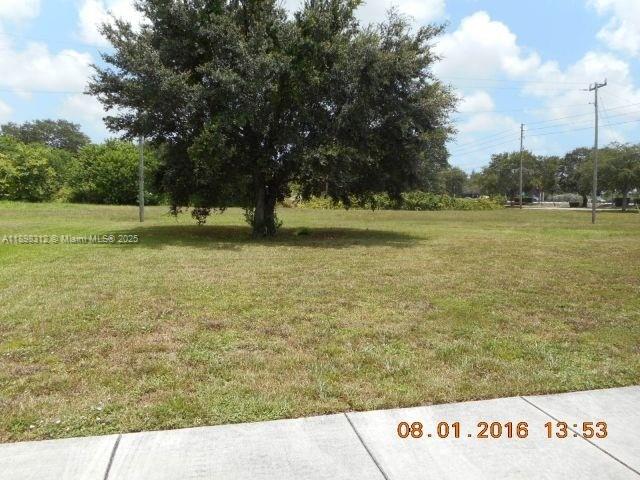 See details / sq. ft. $ 2025-10-17 0 Photo
