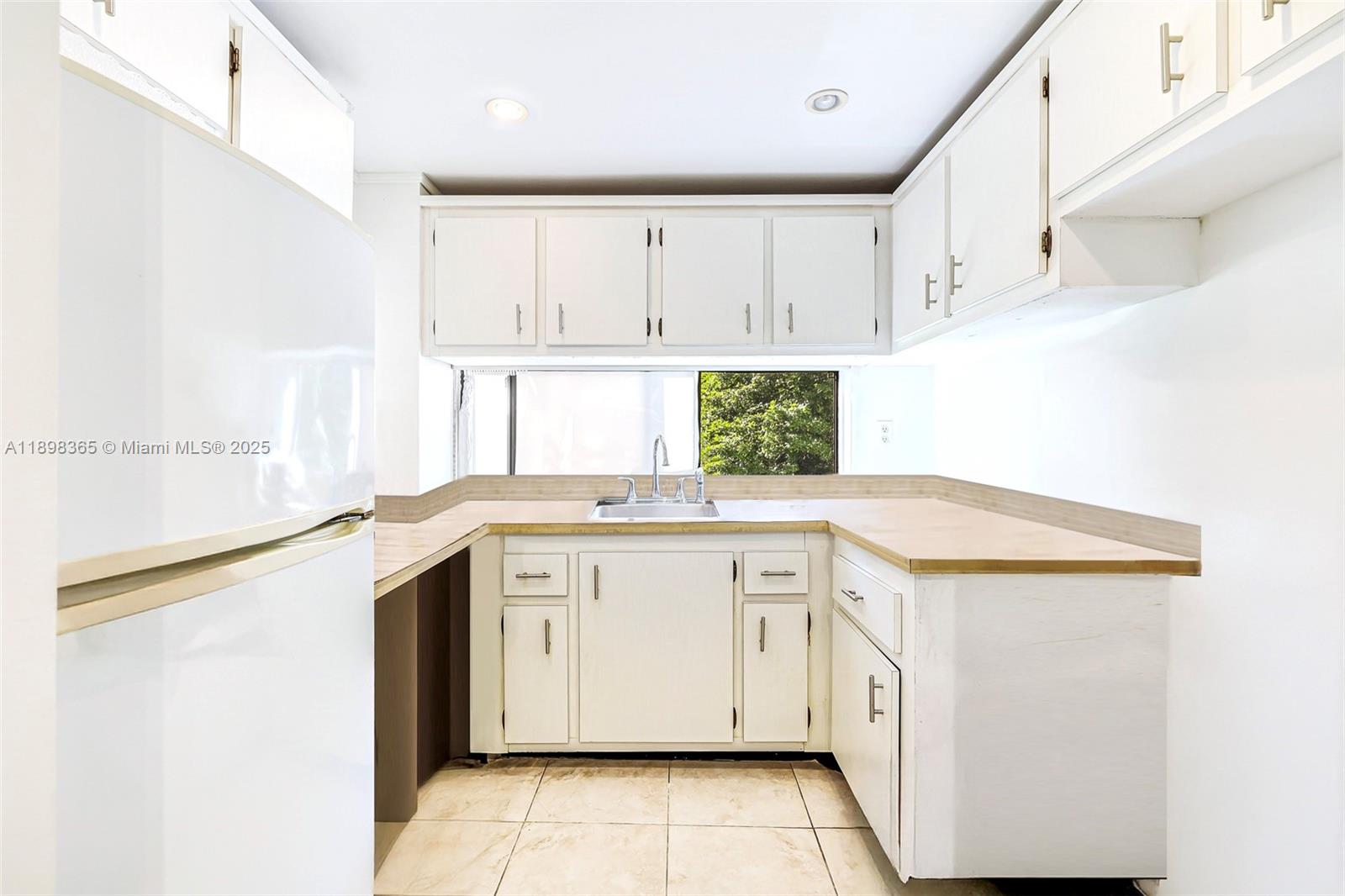 Photo of 17011 Bay Rd  #215, Sunny Isles Beach, Florida, 33160 - 