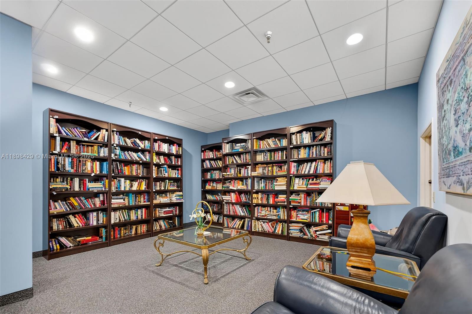 See details 1415 0 / 1 732 sq. ft. $ 2025-10-18 0 Photo