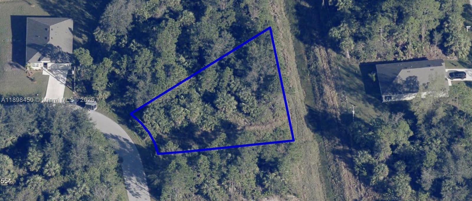 Подробнее   /   кв.футов $ 2025-10-26 0 Фото