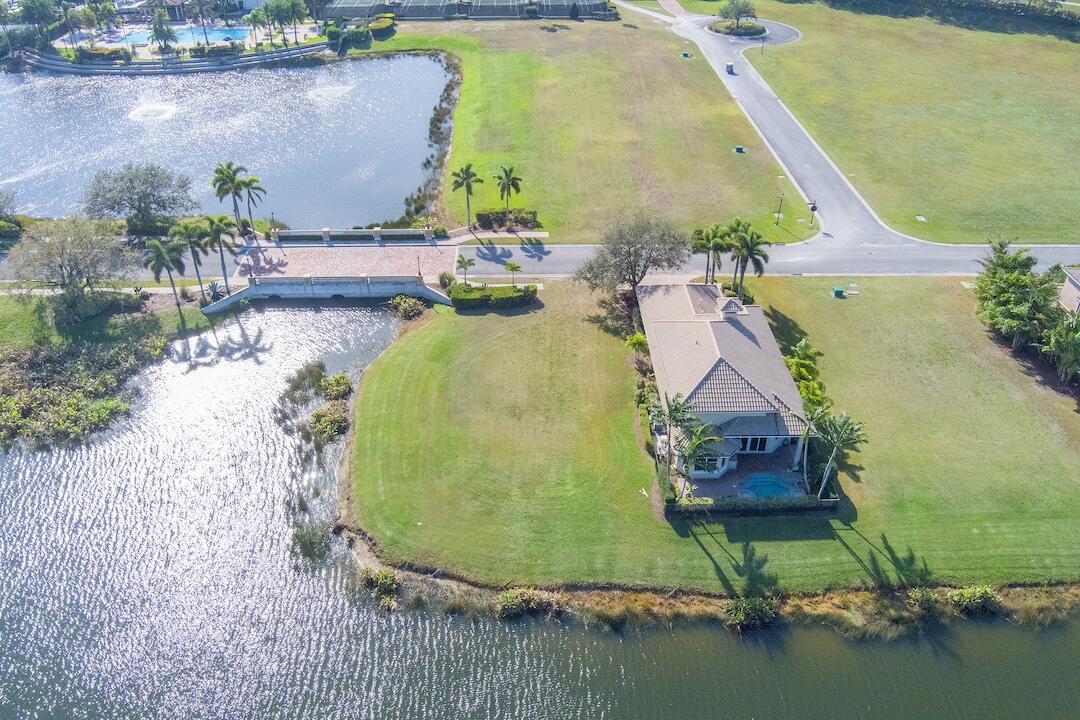   / 0  sq. ft. $ 2025-11-25 0 foto