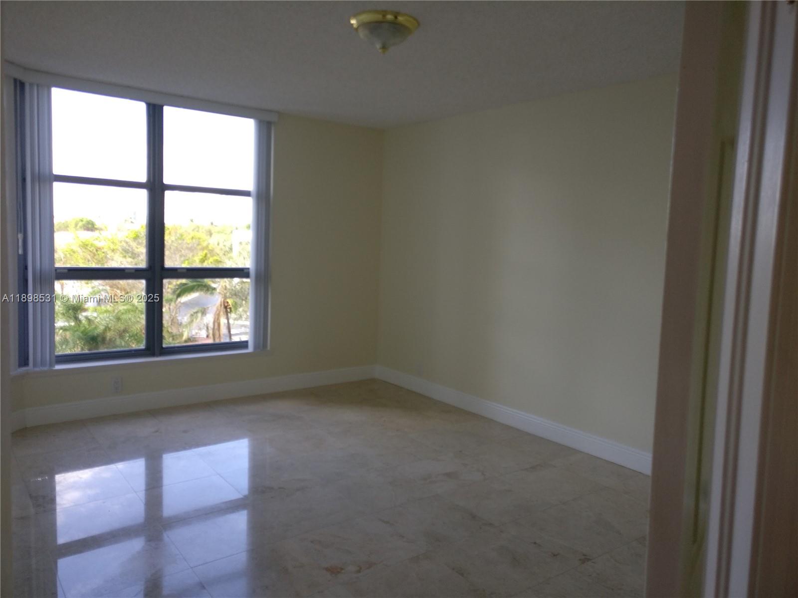 Photo of 3530 Mystic Pointe Dr  #408, Aventura, Florida, 33180 - 