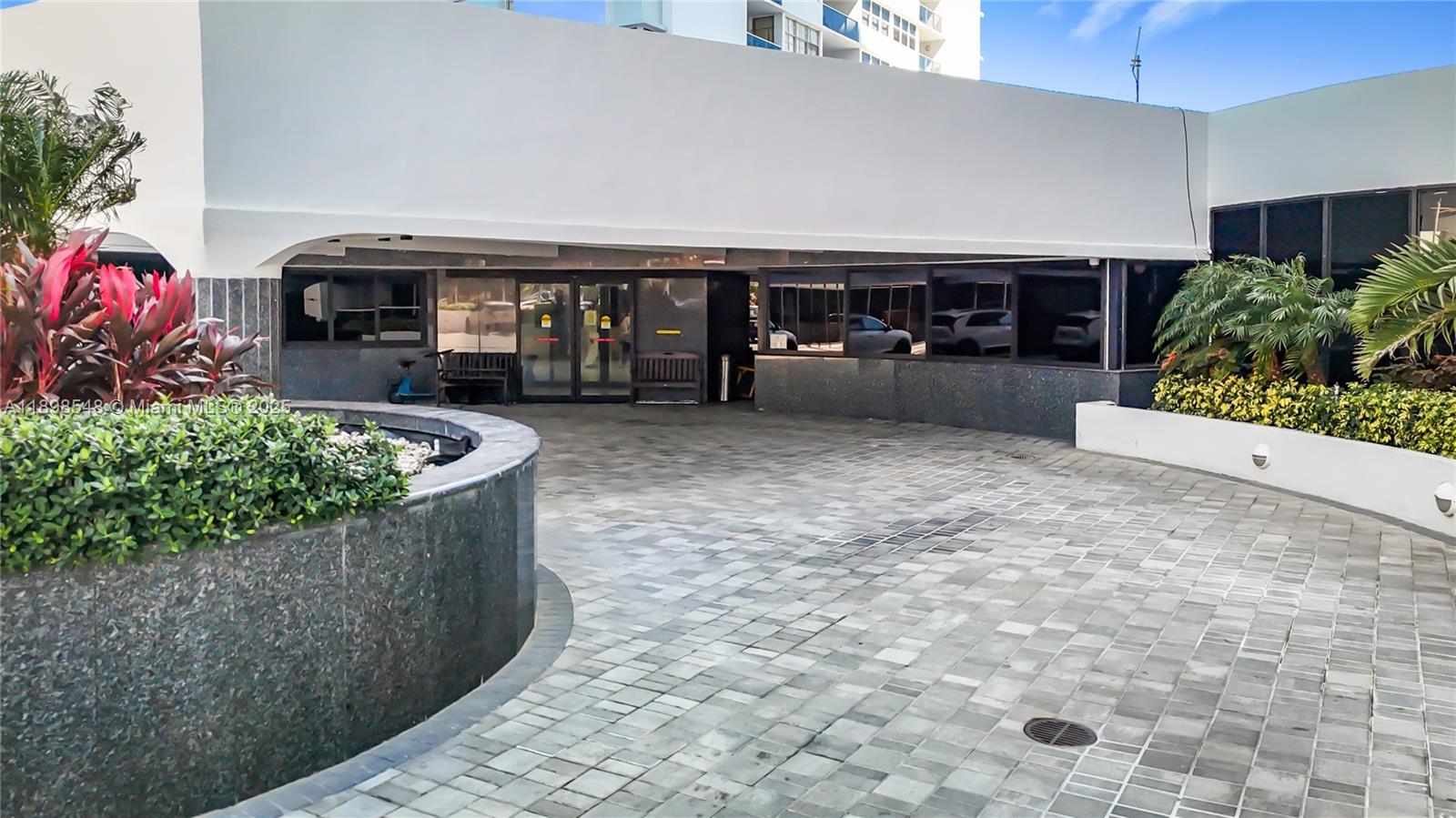 Photo of 1890 Ocean Dr  #504, Hallandale Beach, Florida, 33009 - Valet parking ramp