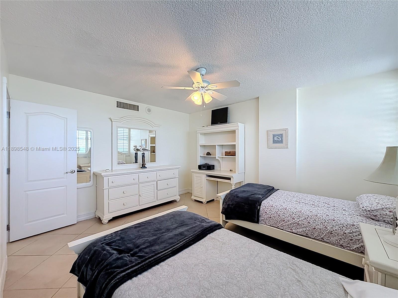 Photo of 1890 Ocean Dr  #504, Hallandale Beach, Florida, 33009 - Second bedroom