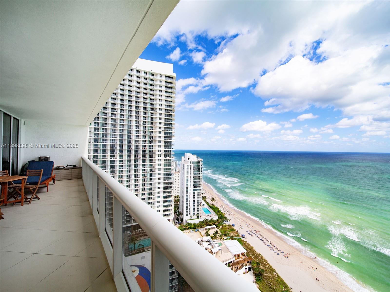 Ver detalles 3102 3 / 3 1841 sq. ft. $ 2025-10-18 0 foto
