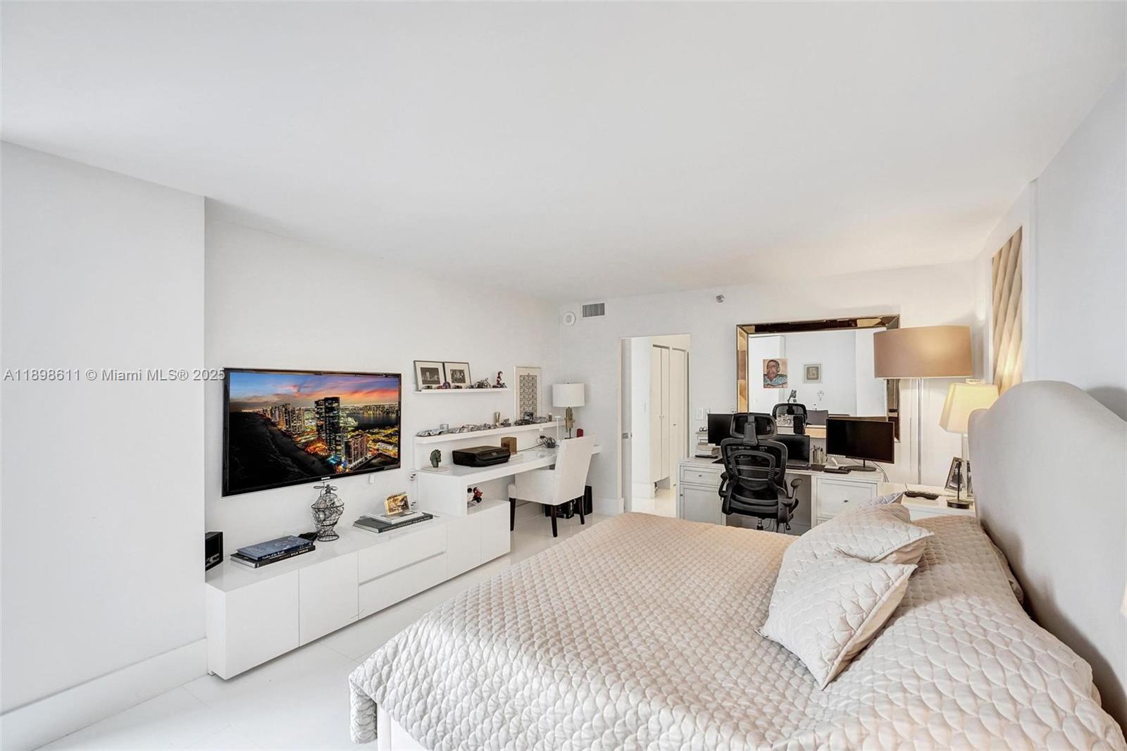 Photo of 20355 34th Ct #1525, Aventura, Florida, 33180 -