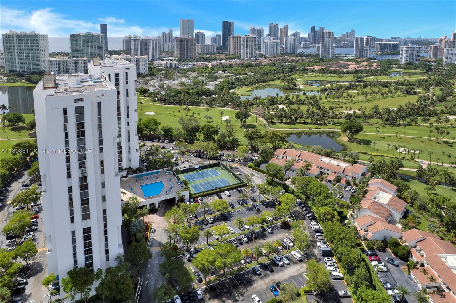 Photo of 20355 34th Ct #1525, Aventura, Florida, 33180 -