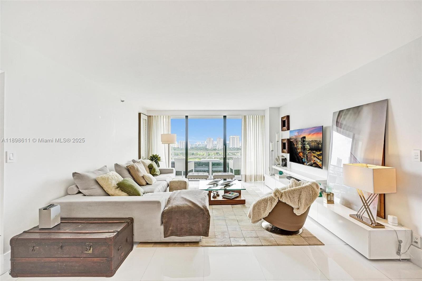 Photo of 20355 34th Ct #1525, Aventura, Florida, 33180 -