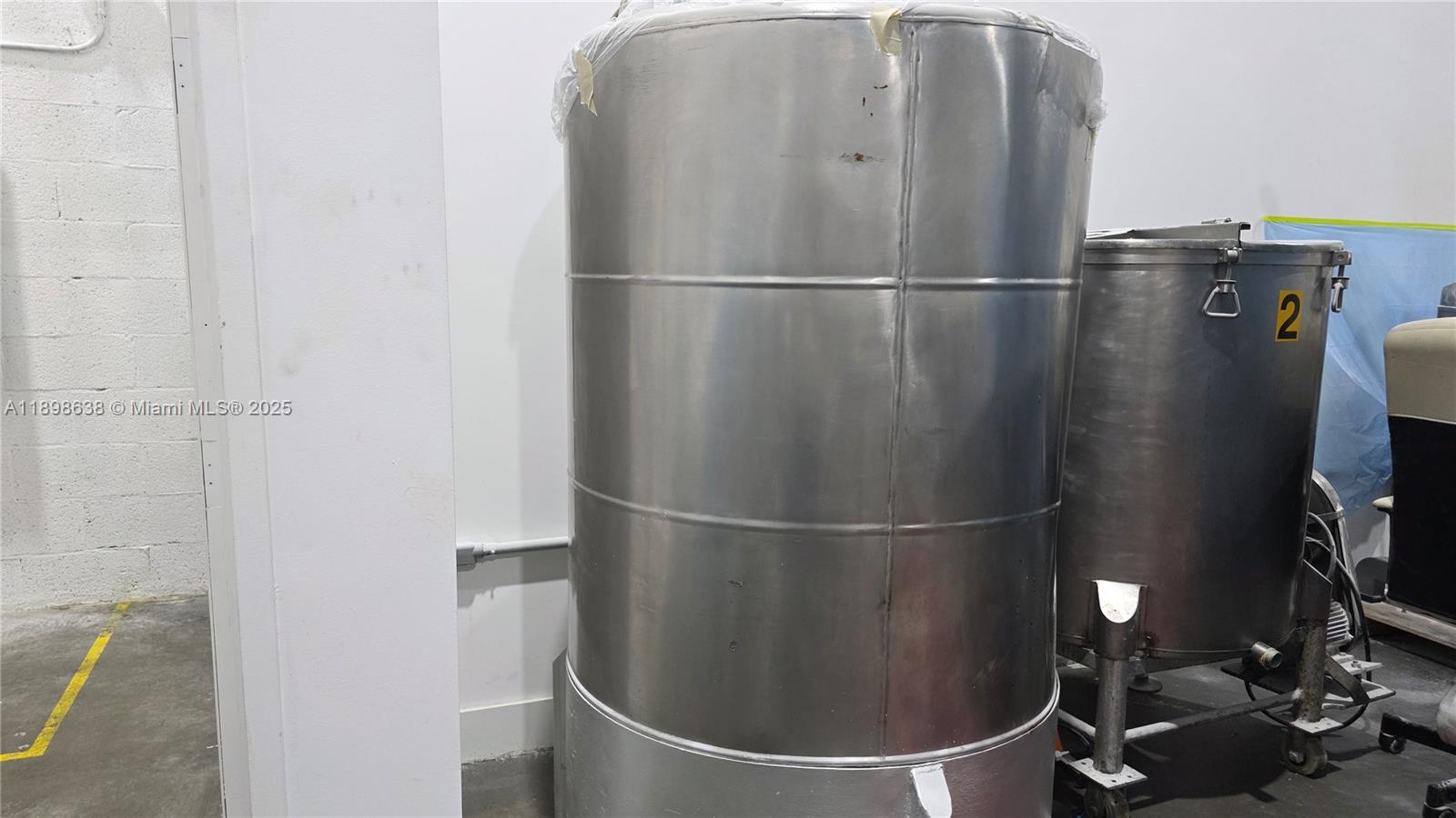 See details   /   sq. ft. $ 2025-10-18 0 Photo