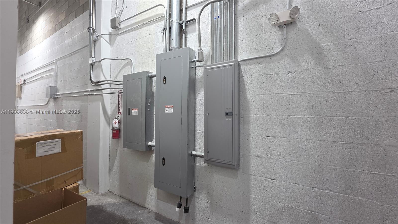 See details   /   sq. ft. $ 2025-10-18 0 Photo