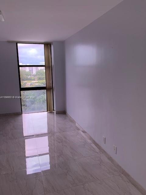 Photo of #521, Aventura, Florida, 33180 -