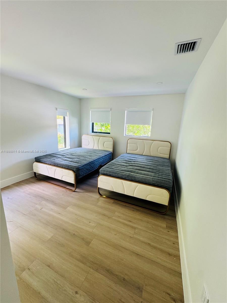 Ver detalles / 2970 sq. ft. $ 2025-10-19 0 foto