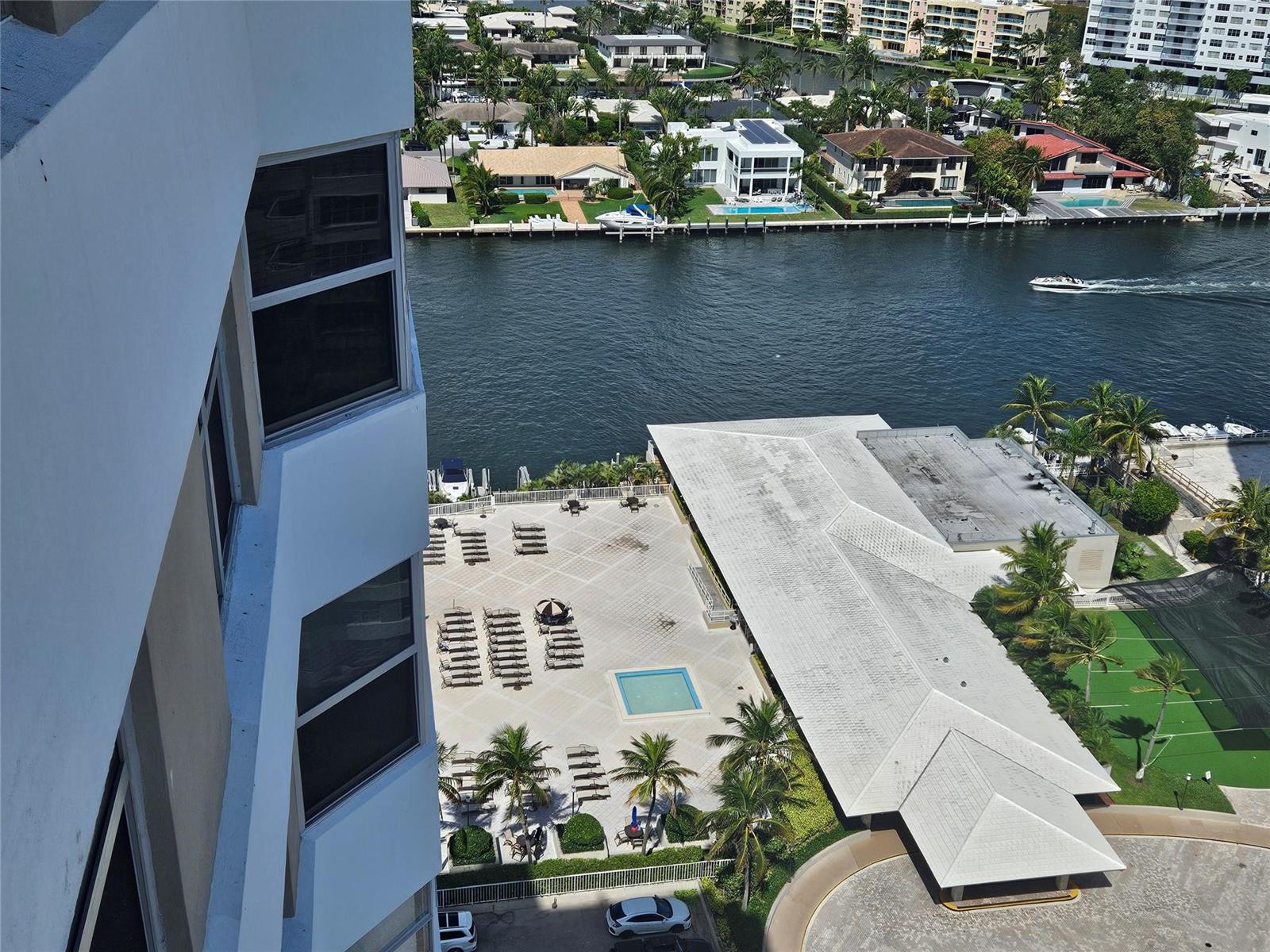See details 20d 1 / 870 sq. ft. $ 2026-06-15 0 Photo