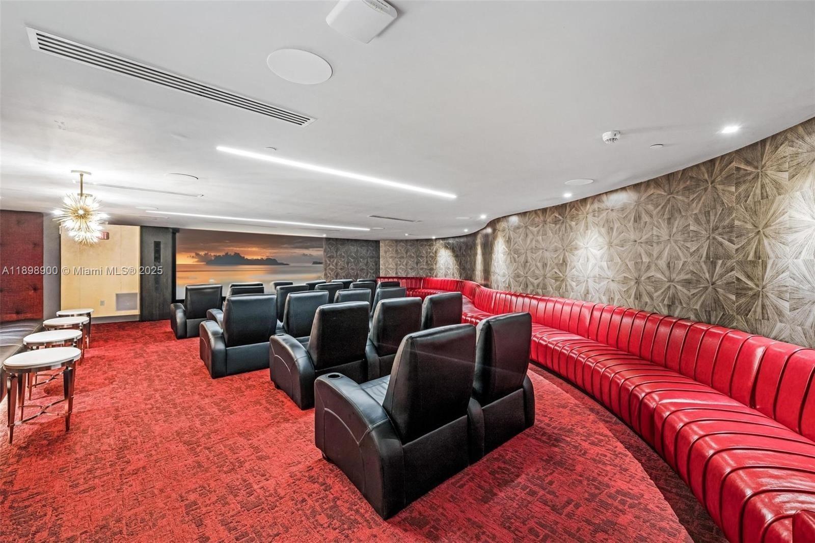 See details 4-903 2 / 3 1524 sq. ft. $ 2025-10-20 0 Photo