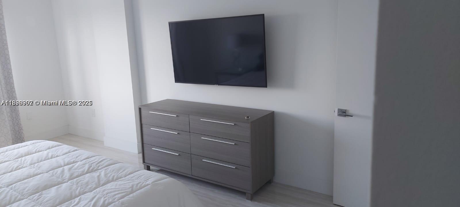 Photo of 400 Kings Point Dr  #1111, Sunny Isles Beach, Florida, 33160 -