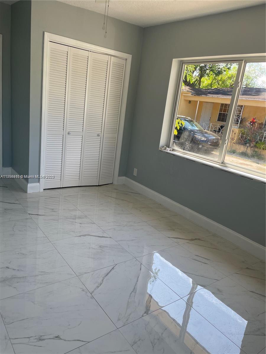   /  1920 sq. ft. $ 2025-10-20 0 Photo