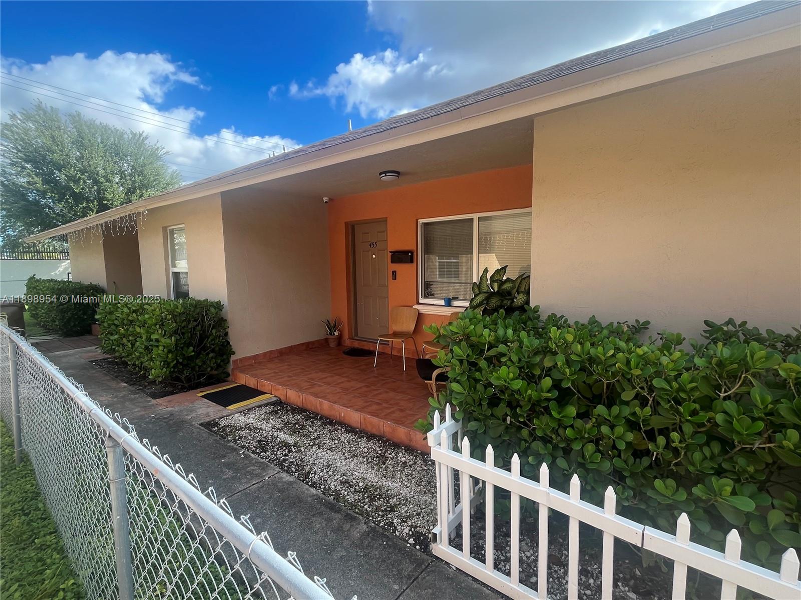 Ver detalles / 1659 sq. ft. $ 2025-10-20 0 foto