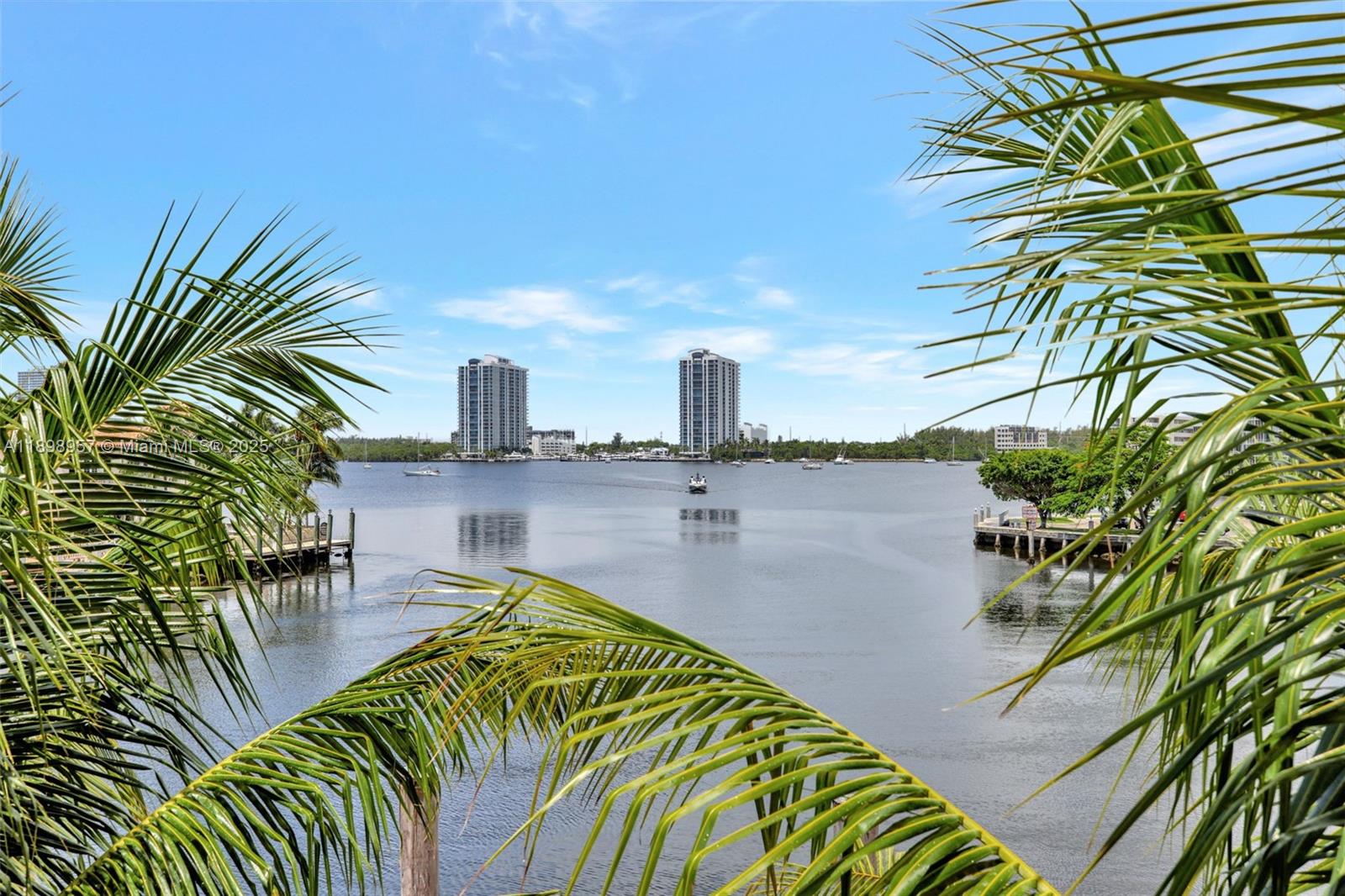 See details 302 3 / 2 1840 sq. ft. $ 2025-11-11 0 Photo