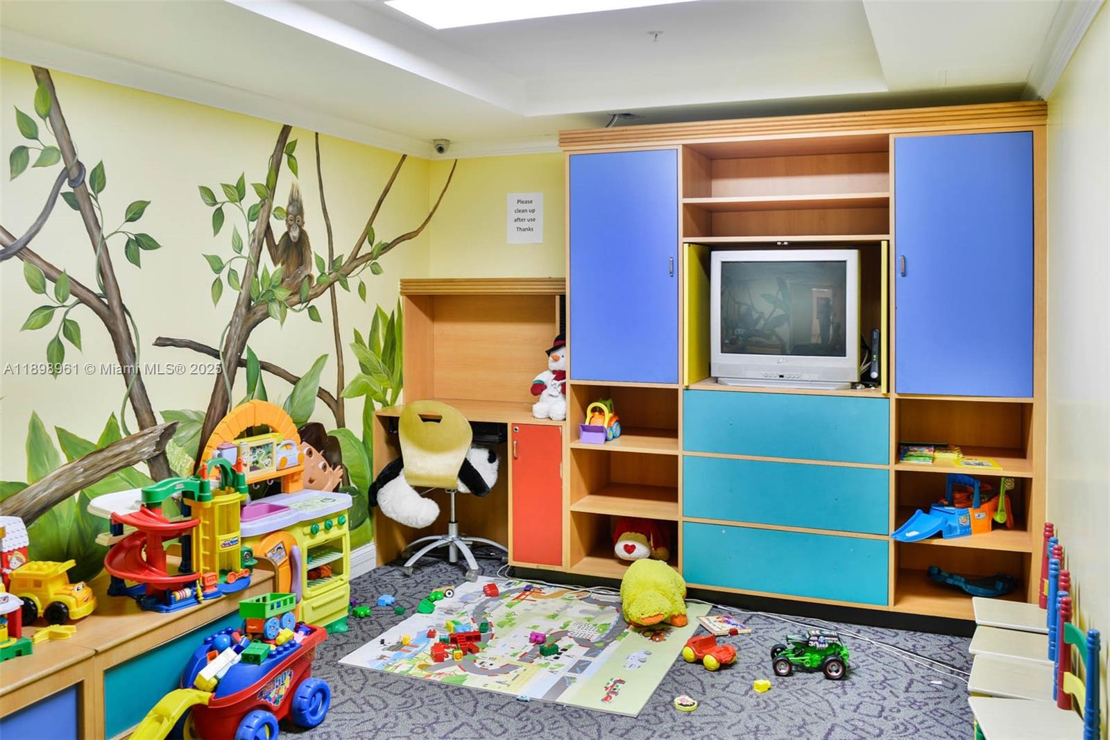 Photo of 17100 Bay Rd  #1614, Sunny Isles Beach, Florida, 33160 - 