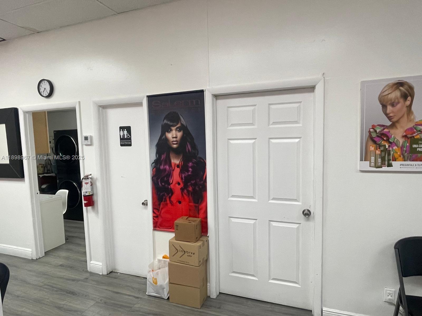 See details / sq. ft. $ 2025-10-20 0 Photo